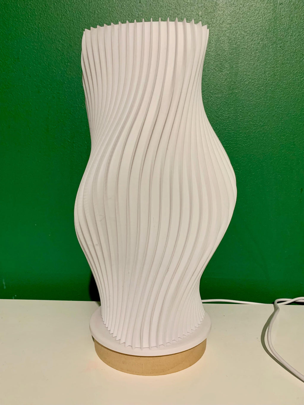 Lampe Moderne Led Design Spirale Imprimée En 3d | Lampe Rgb Avec Télécommande | Socle En Bois | Lampe D’ambiance Déco